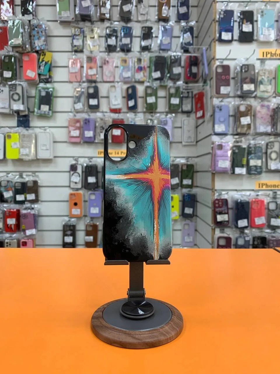 Чехол для iPhone 16 Со звездой